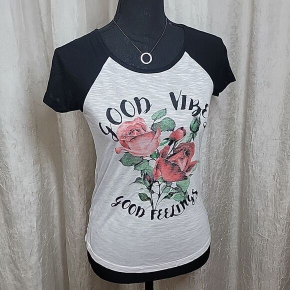 Good Vibes White Black T-Shirt - Picture 8 of 8